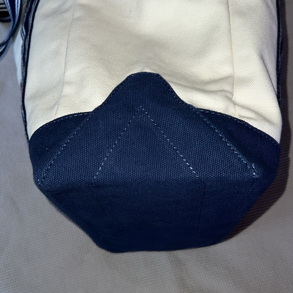 Vineyard Vines Martha’s Vineyard Canvas Tote Preppy - Picture 7 of 11